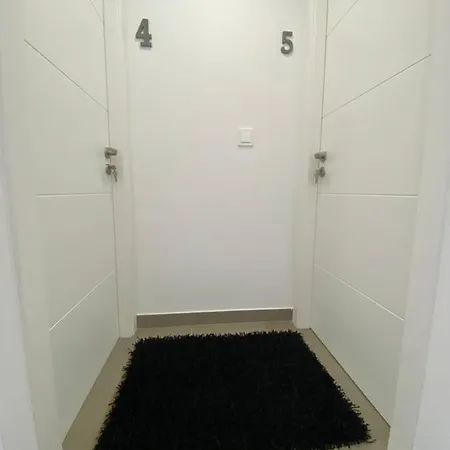 A Casa Do Lado * Melide