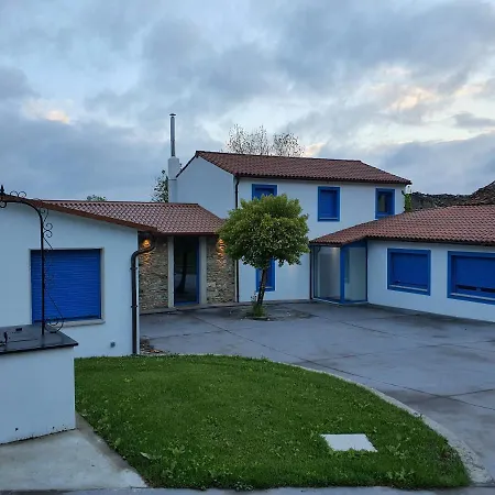 A Casa Do Lado Melide