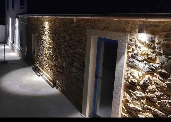 A Casa Do Lado * Melide