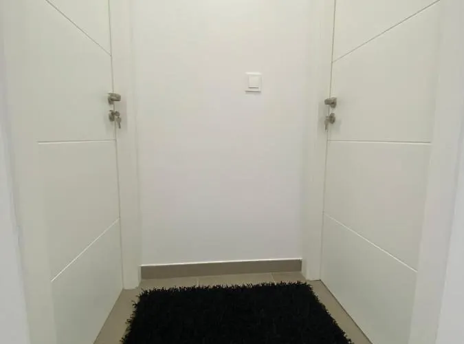 A Casa Do Lado * Melide