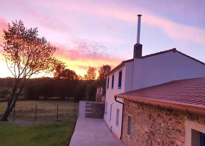 Πανσιόν A Casa Do Lado *